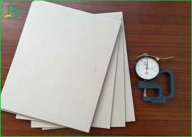 Triplex Double Grey Płytka z płyty wiórowej 70x100 cm do mocowania na twardym papierze