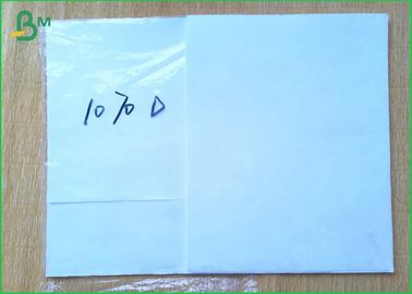 Materiał rozrywający 68g Tkaniny, kartka papieru 1070d Biały kolor dla koperty ekspresowej