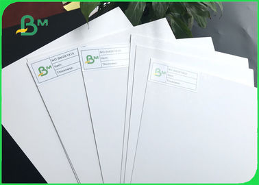 100% pulpy drzewnej 250gsm 300gsm Biały papier C1S FBB Ivory Board 700 * 1020mm