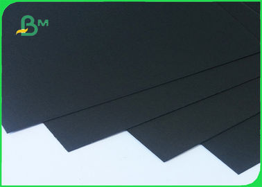 Podwójna czarna grubość Dostosowana czarna deska 100% przetworzonej masy celulozowej do pakowania w arkusz