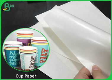 230 Gsm + 15 g / m2 Wodoodporny biały papier pakowy powlekany PE na papierowy kubek i talerze