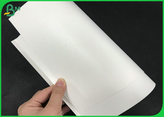 Mocny wodoodporny biały papier pakowy 245 g / m2 + 15 g papieru powlekanego folią PE na papierowy kubek kawy