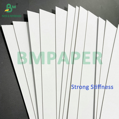 Silna sztywność 1 mm 1,5 mm Biały górny Biały z tyłu Laminated Hard Cardboard