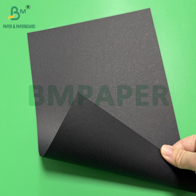 400gm 450gm Czarny papier Dwie strony Głębokie czarne arkusze 610x860mm