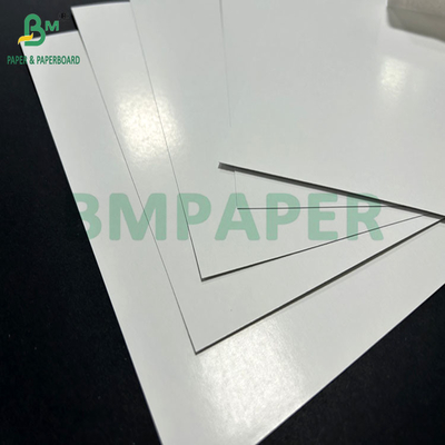 300 gramów Glossy Coating 2 Side Poker Paper z niebieskim rdzeniem 71 x 65cm