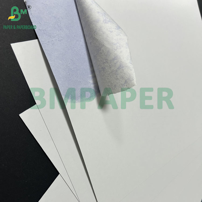 300 gramów Glossy Coating 2 Side Poker Paper z niebieskim rdzeniem 71 x 65cm