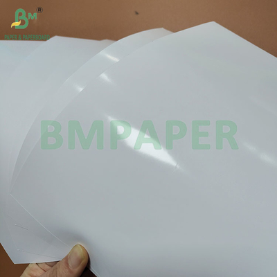 Papier fotograficzny RC o gramaturze 260 g/m², wysoka biel, półbłyszczący, do druku atramentowego, format A4