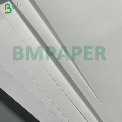 0.135mm 0.14mm Wysoka wytrzymałość na uszczelnienie Wysoka wytrzymałość na rozciąganie 1073B 1059B Tkanina Medyczna - Włóknina Papier Dupont do torebek do sterylizacji