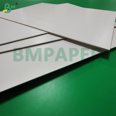 3 mm Biała tablica papierowa z masy drewnianej do wywieszenia znaków 1220 x 2440 mm