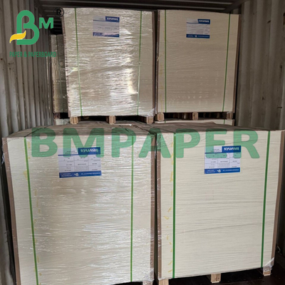 Papier powlekany PE o gładkiej powierzchni 370 x 500 mm, bielony, do toreb na prezenty