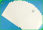 300G Obustronnie powlekany biały papier błyszczący z powierzchnią gładką
