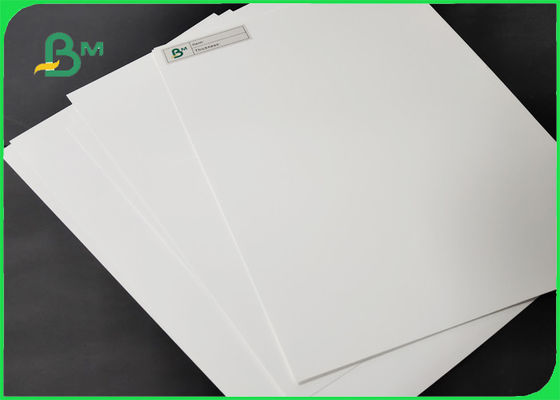 Odporny na rozdarcie papier syntetyczny PET o wysokiej bieli matowej powierzchni