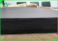 Dwustronny karton o gramaturze 450 g / m2 w kolorze czarnym do pakowania