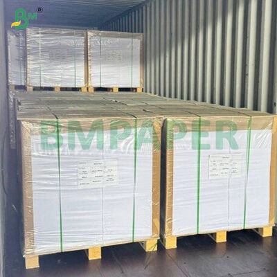 Wodoodporna, zadrukowana, biała rolka papieru o podwyższonej wytrzymałości na mokro do produkcji etykiet