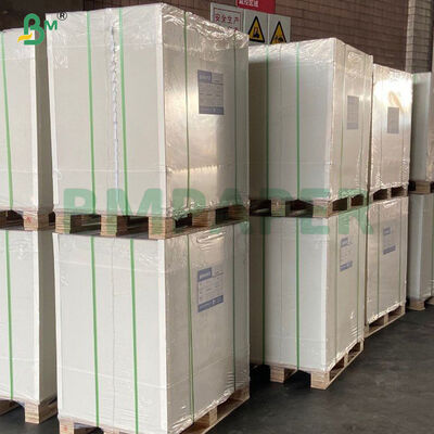 330g Papier do kart do gry z czarnym rdzeniem i błyszczącym wykończeniem do pokera