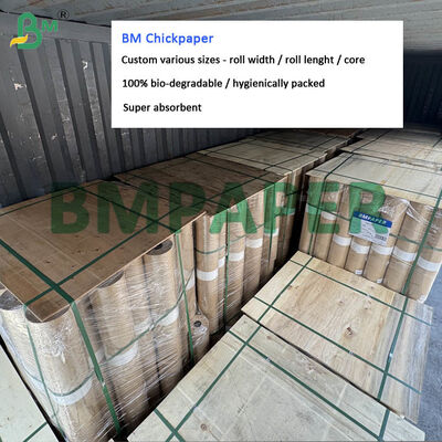 63cm 68cm Papel z kurczaka drobiowego Super Absorbent Papier z recyklingu Długość 200m 250m