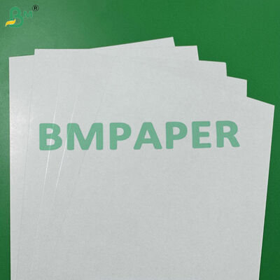 300-320 gm Papier kartonowy o wysokiej sztywności z podwójnymi stronami pokryty kartonami z czarnym rdzeniem