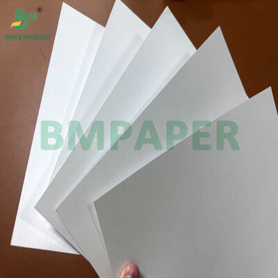 Karta do gry o szerokości 95 cm, gramatura 280 gsm, 300 gsm, z niebieskim rdzeniem