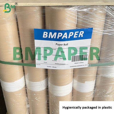 63cm 68cm Papel z kurczaka drobiowego Super Absorbent Papier z recyklingu Długość 200m 250m