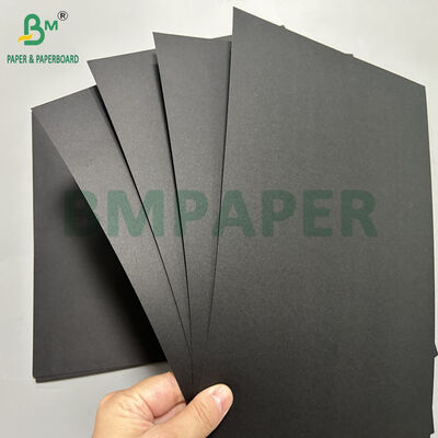 80 gm 90 gm 100 gm Czyste czarne papiery kraft do toreb do zakupów 70 x 100 cm