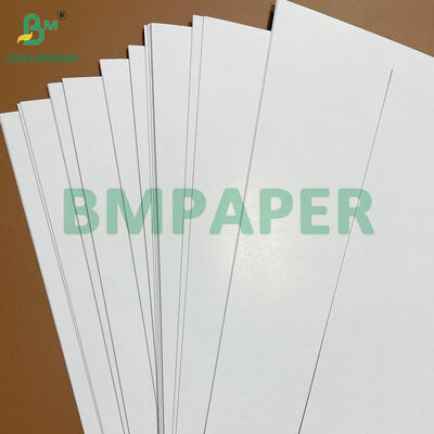 Papier do kart kolekcjonerskich TCG 300gsm 310gsm 320gsm z czarnym rdzeniem do kart do gry
