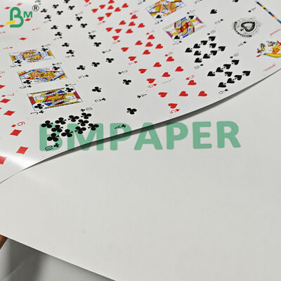 310gsm papier do kart do gry z wykończeniem lnianym 642 x 452 mm Trwały czarny rdzeń