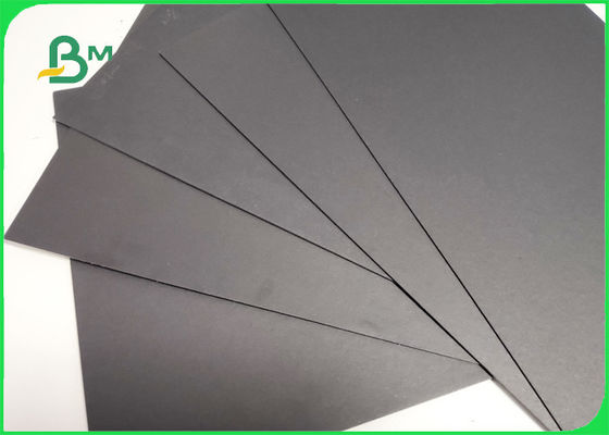 Certyfikat FSC SGS FDA 350 g / m2 Czarny karton na okładki do notebooków