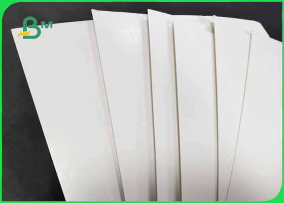 Dobra sztywność 250 g / m2 - 350 g / m2 GC1 Board FSC i certyfikat UE na apteczkę